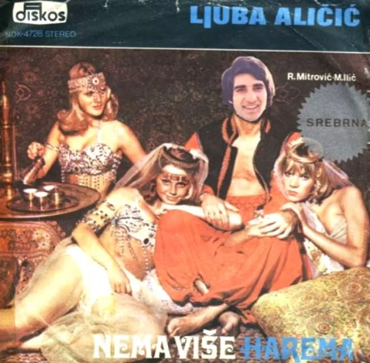 'Mostovi tuge': Ovi coveri albuma biv&scaron;e države savr&scaron;eno opisuju 2020.