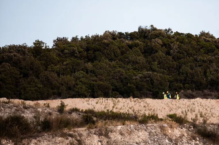 Radovi na Pelje&scaron;kom mostu u punom jeku: Pogledajte kako napreduju unatoč koroni