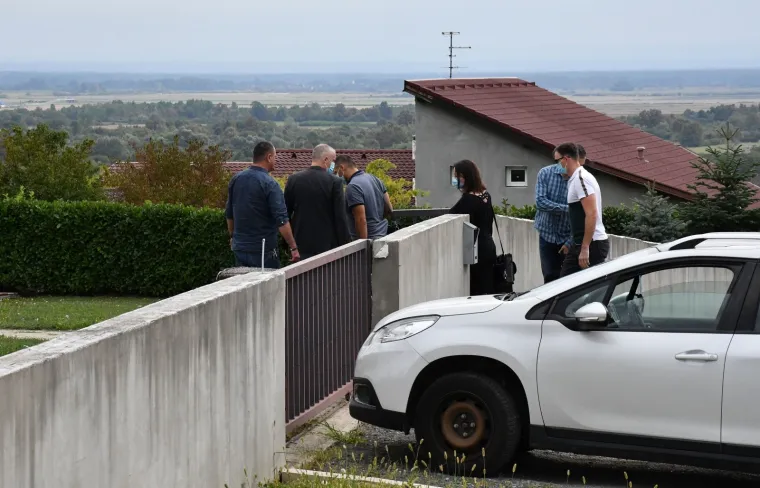 Pretres obiteljske kuće osumnjičenog gradonačelnika i saborskog zastupnika Vinka Grgića