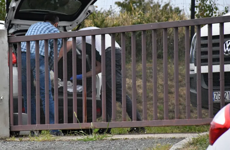 Pretres obiteljske kuće osumnjičenog gradonačelnika i saborskog zastupnika Vinka Grgića
