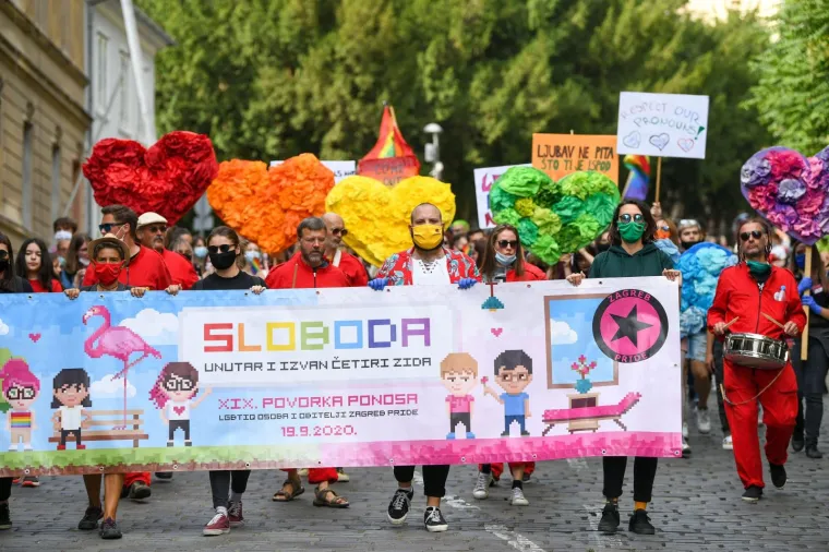 POVORKA PONOSA PO PRVI PUTA KRENULA S TRGA SVETOG MARKA: Ove godine pod sloganom 'Sloboda unutar i izvan četiri zida'