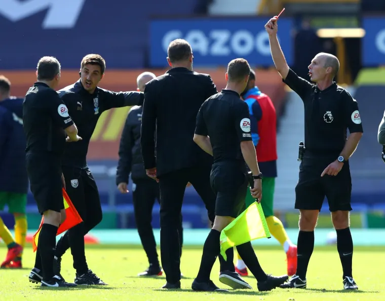 [FOTO] TRENUTAK O KOJEM BRUJI ČITAV LIVERPOOL: Pogledajte što je Bilić radio na Goodisonu