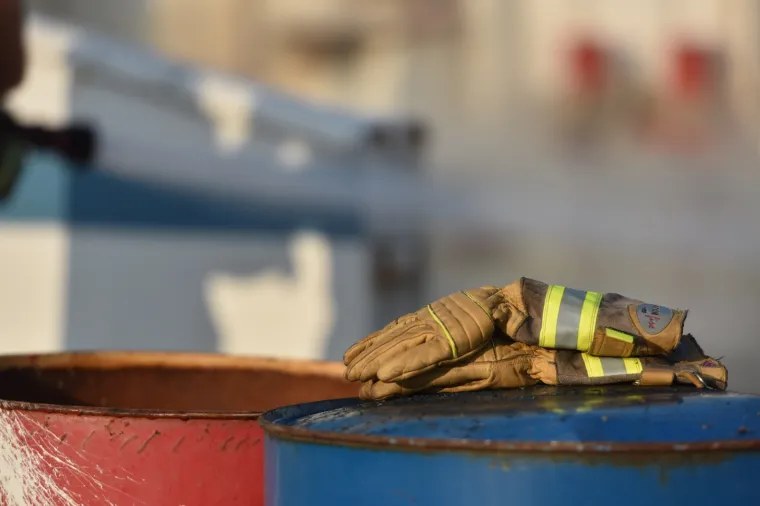 Požar na šibenskom trajektu još nije ugašen: 'Temperatura je previsoka da bi mogli pristupiti žarištu!'