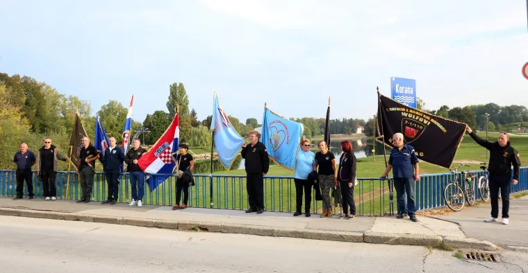 300 branitelja prosvjedovalo zbog komemoracije za srpske rezerviste koja je - otkazana