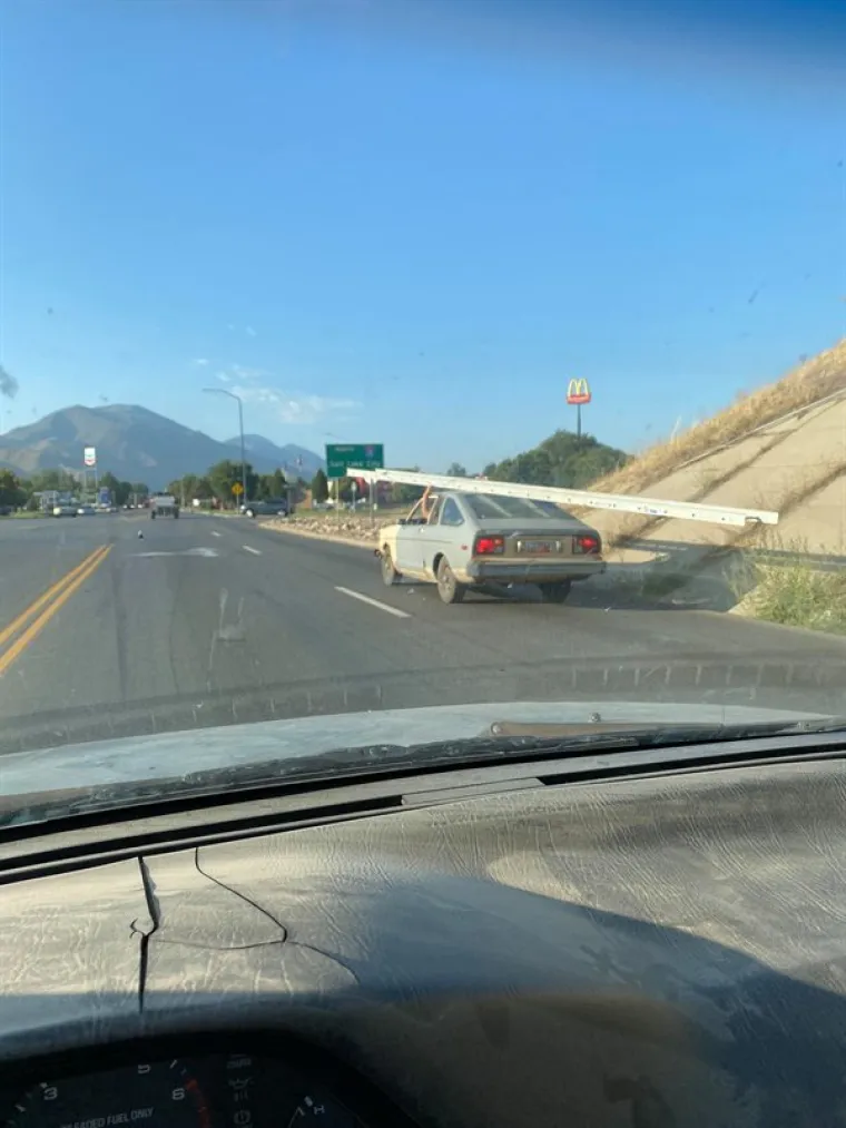 NE ZNAMO KAMO SU KRENULI, ALI ZNAMO DA IM NA CESTI NIJE MJESTO: Ovi prometni failovi su dokaz da ba&scaron; svatko može dobiti vozačku