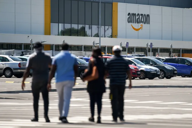 Amazon se isprva zvao Cadabra, kao "abracadabra", ali su bili primorani mijenjati ime zbog problema s izgovaranjem. (Foto: Profimedia)
