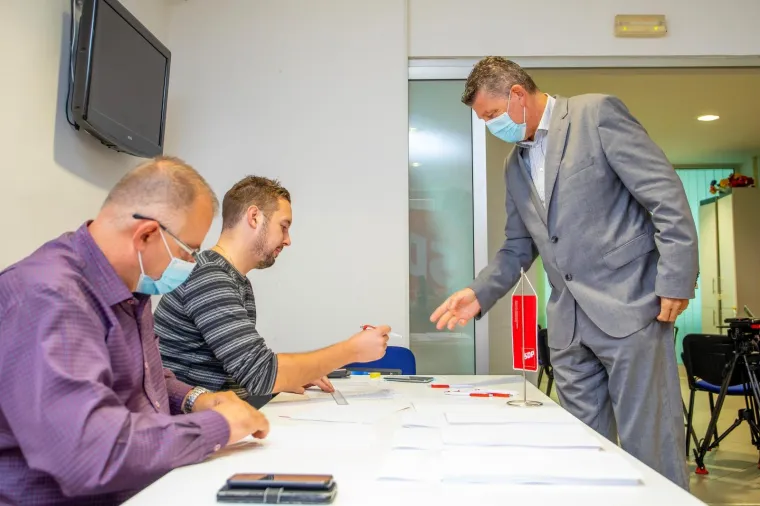 SDP bira: Oni su svoje rekli, a sada čekaju tko će od njih zasjesti na čelo stranke