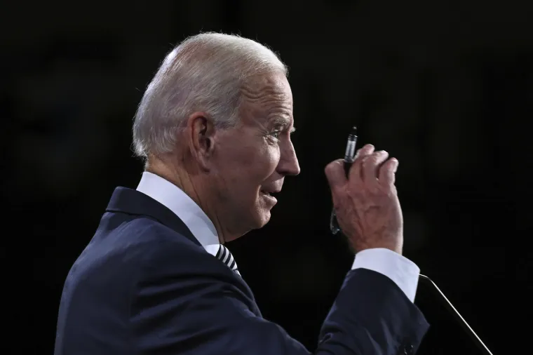 Njihova lica govore sve: Donald Trump i Joe Biden žestoko se sukobili u prvoj predsjedničkoj debati