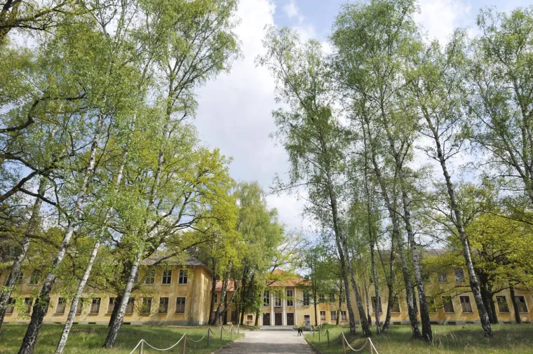 OVAKO DANAS IZGLEDA ZLOGLASNO HITLEROVO SELO: Pod krinkom Olimpijade, ovo je mjesto skrivalo jezivu tajnu...