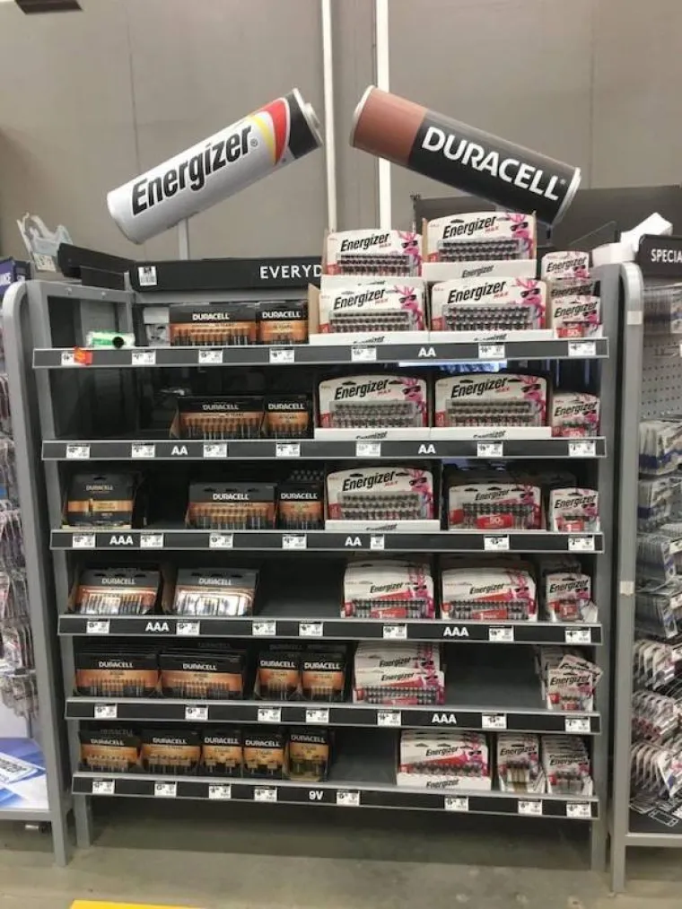 INTELIGENCIJA IM NIJE JAČA STRANA, ALI SVEJEDNO IM HVALA: Osramotili su se i postali sinonim za fail