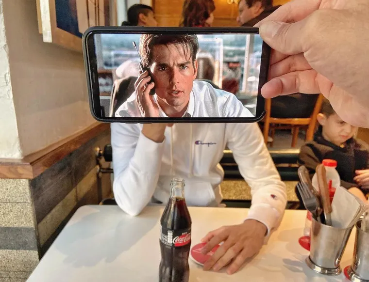 NE, OVO NIJE PHOTOSHOP: Pogledajte &scaron;to radi ovaj fotograf, mislit ćete da halucinirate