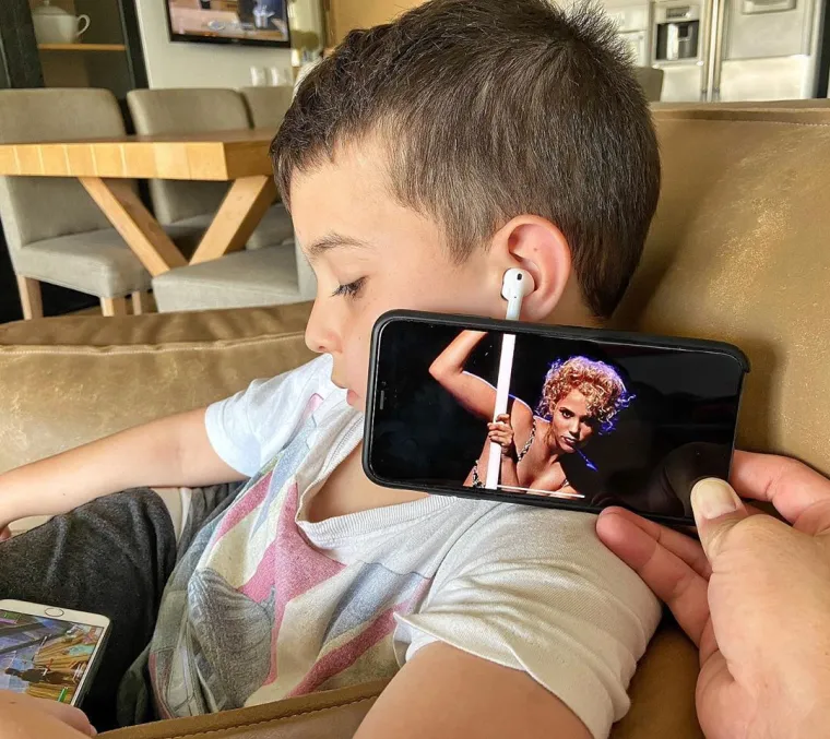 NE, OVO NIJE PHOTOSHOP: Pogledajte &scaron;to radi ovaj fotograf, mislit ćete da halucinirate