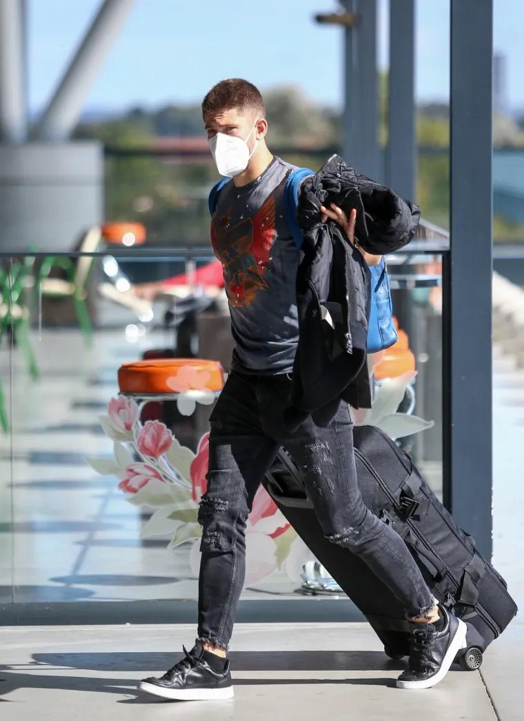 VATRENI SE OKUPILI U ZAGREBU I OTPUTOVALI PREMA &Scaron;VICARSKOJ: Ovako je izgledao prvi susret igrača nakon rujanskog debakla