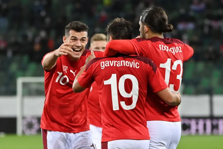 [FOTO] NEKA NOVA HRVATSKA: Dalić nam je u Švicarskoj u praktički domaćinskoj atmosferi predstavio mlade nade Vatrenih