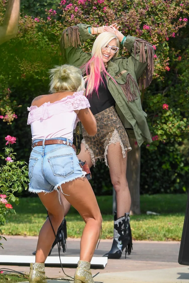 OVA ŽENA PRKOSI ZDRAVOM RAZUMU: Gwen Stefani ima 51 godinu. Pogledajte slike pa recite da vjerujete u to