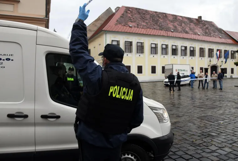 POLICAJAC UPUCAN NA MARKOVOM TRGU: Počinitelj se kasnije ubio