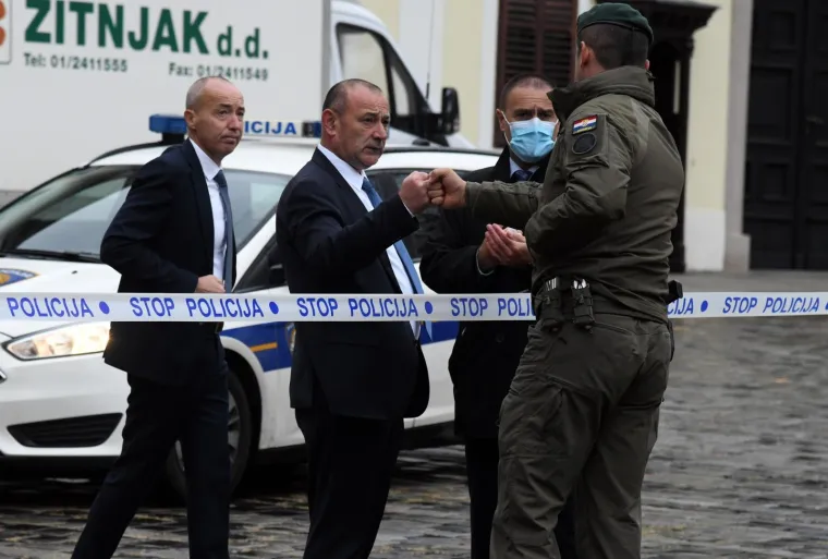 Na Markovom trgu upucan policajac! Pod jakim osiguranjem stigao i premijer Plenković
