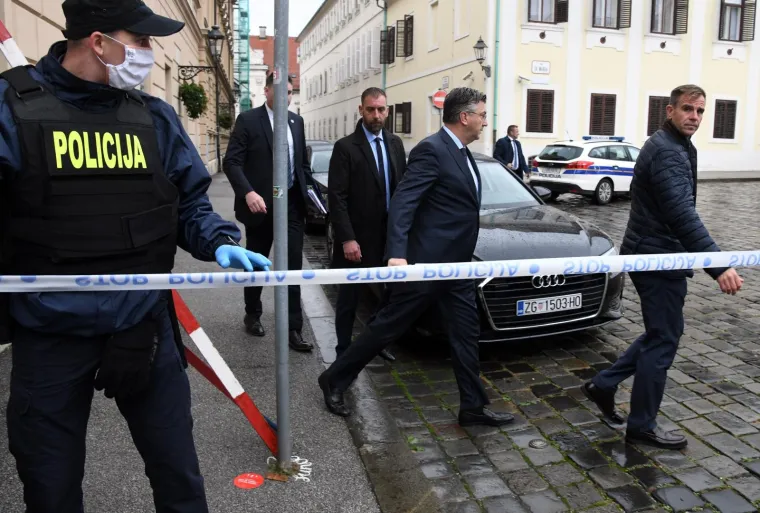 Na Markovom trgu upucan policajac! Pod jakim osiguranjem stigao i premijer Plenković