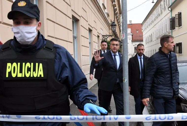 Na Markovom trgu upucan policajac! Pod jakim osiguranjem stigao i premijer Plenković