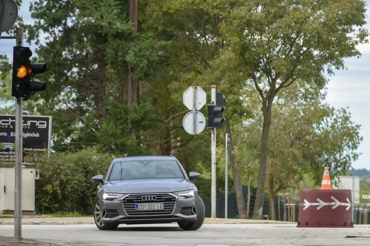 Domišljati Zadrani: I kad nema kružnog toka, oni se sami snađu