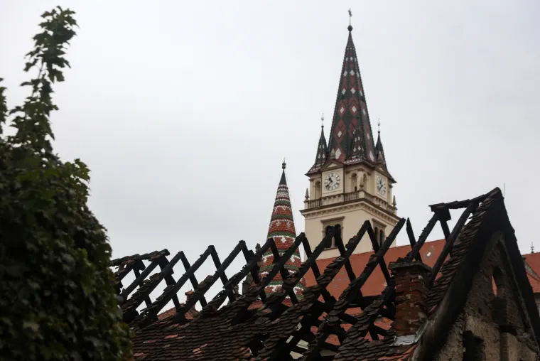 Novo čudo u Mariji Bistrici? Požar 'preživio' jedino - plastični kip Gospe!