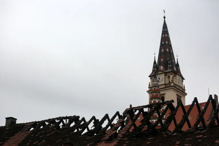 Novo čudo u Mariji Bistrici? Požar 'preživio' jedino - plastični kip Gospe!