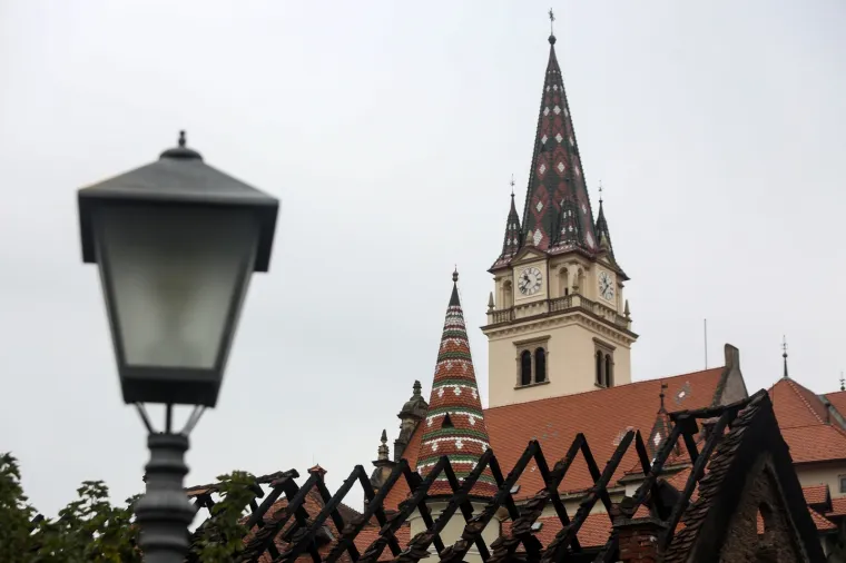 Novo čudo u Mariji Bistrici? Požar 'preživio' jedino - plastični kip Gospe!