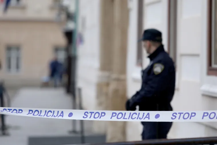 Nakon jučerašnjeg pokušaja ubojstva policajca: Ograničen pristup Markovom trgu