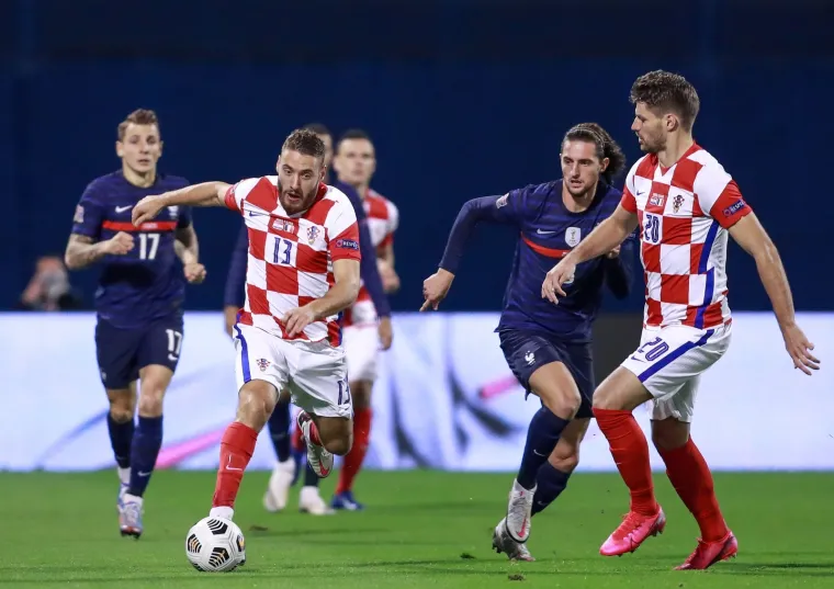 JE  LI HRVATSKA TEŠKO OŠTEĆENA PROTIV FRANCUSKE? Mnogi će podivljati na nizozemskog suca kad ovo vide