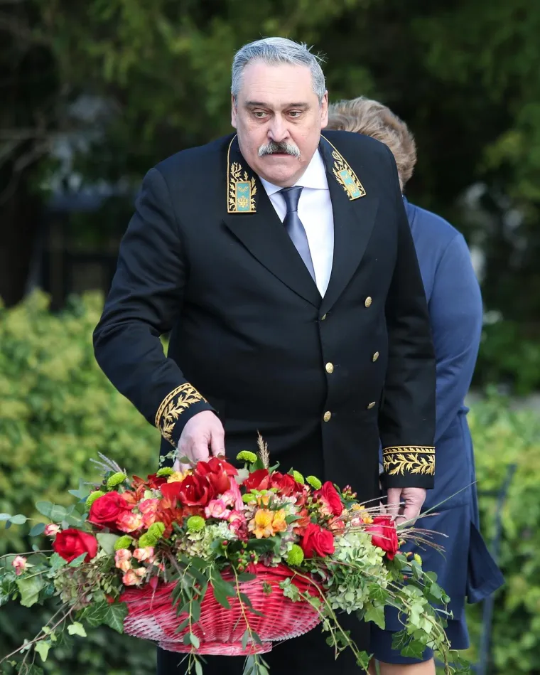Stigao je u Hrvatsku i povukao prve poteze: 'Putinov buldožder' na grobu Franje Tuđmana