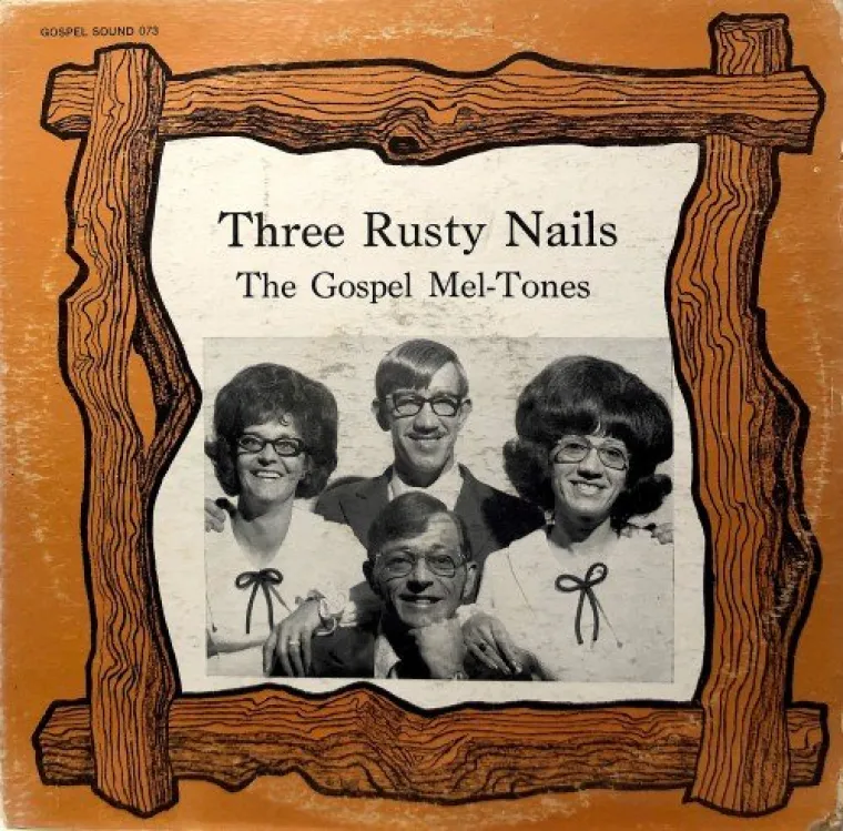 MISLITE DA JE MICA TROFRTALJKA BIZARNA? O ne, američke naslovnice albuma su daleko bolesnije, a da se nisu ni potrudile