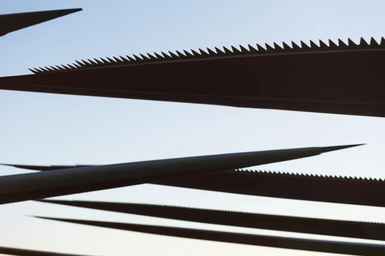 DIjelovi vjetrenjača u zadarskoj Gaženici čekaju na postavljanje