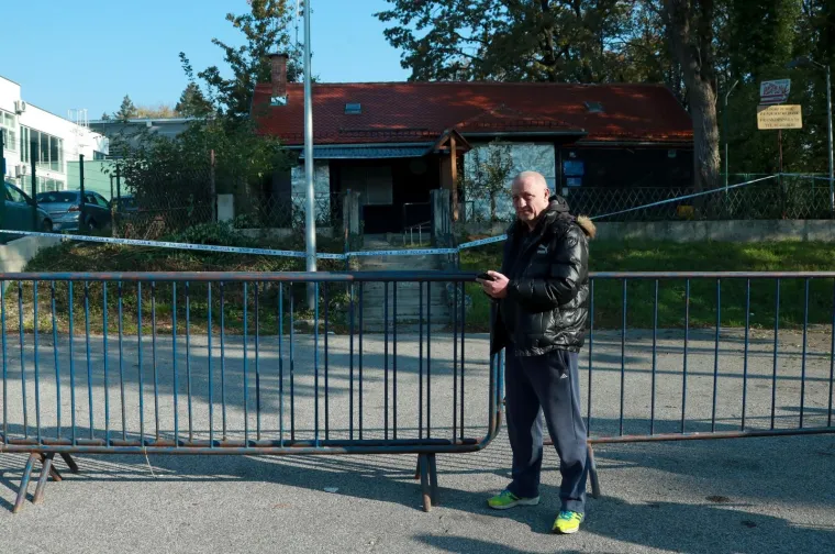 TUŽNA DELOŽACIJA JABUKE: Policija iznijela stvari iz kluba, na mjestu događaja i Juričan