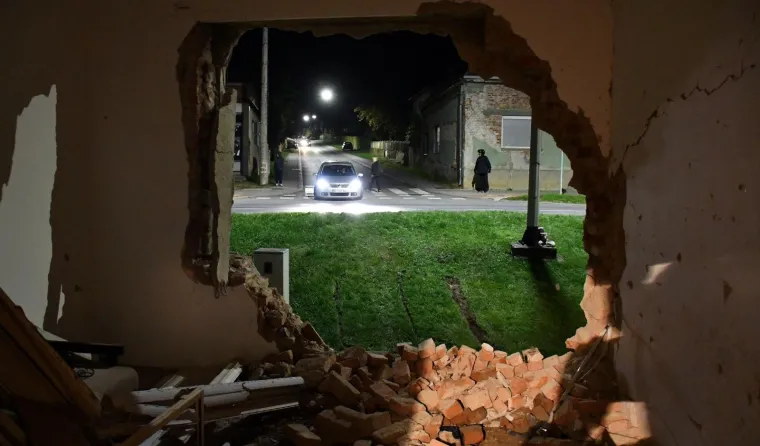 Velika tragedija: Autom se zabio u kuću, probio zid i na mjestu poginuo