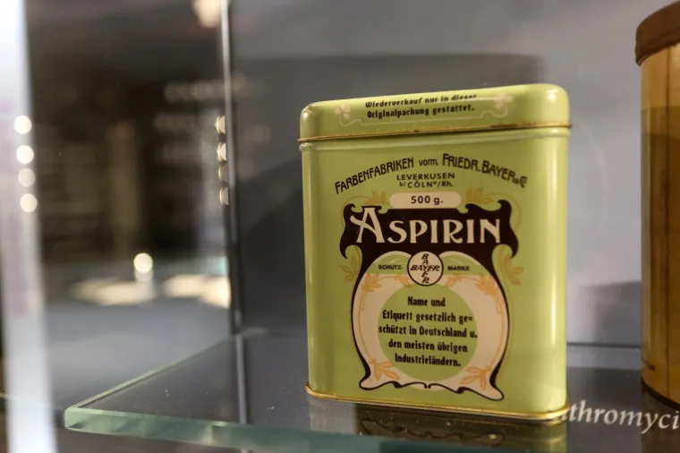 U Rijeci otvoren prvi hrvatski specijalizirani Muzej farmacije: Zmija i ljekarnik Pablo nude pregršt savjeta