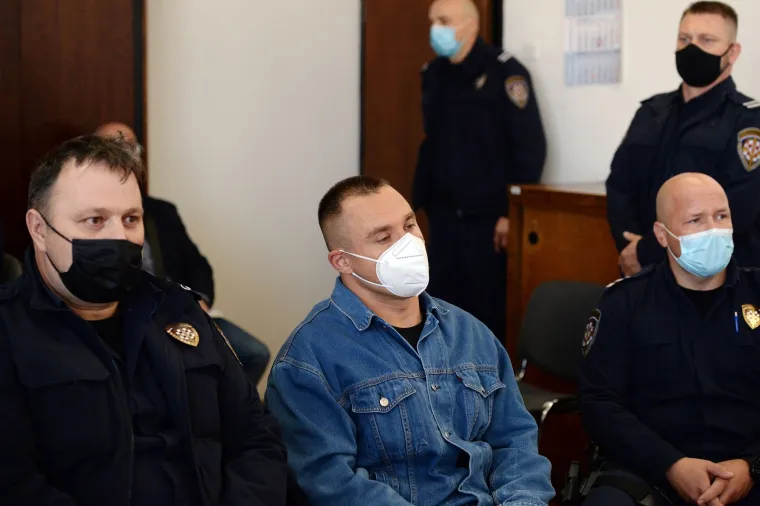 Pod jakim mjerama na sudu: Evo kako sada izgleda najokrutniji hrvatski ubojica Srđan Mlađan
