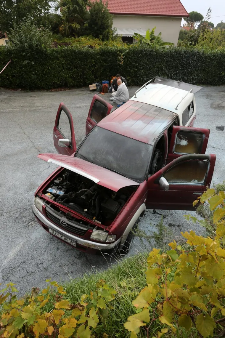 Izgorio automobil u Lovranu: Vlasnik je mu&scaron;karac koji je pronađen mrtav na zapaljenoj brodici?