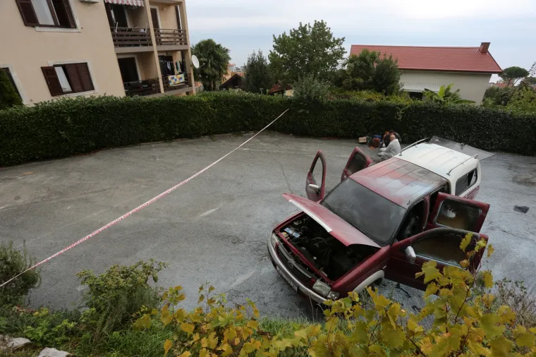 Izgorio automobil u Lovranu: Vlasnik je mu&scaron;karac koji je pronađen mrtav na zapaljenoj brodici?