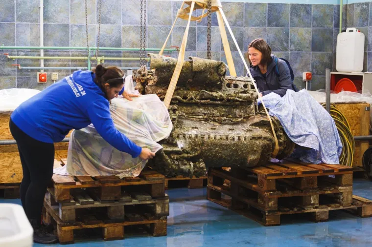 Iz mora kod Rovinja izvučen motor Rolls Royce Merlin. Je li riječ o zrakoplovu Hurricane srušenom u rujnu 1944. godine?