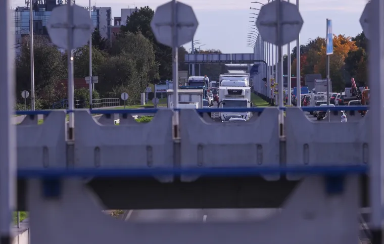 Ogromne gužve u Zagrebu - prosvjeduju cestovni prijevoznici