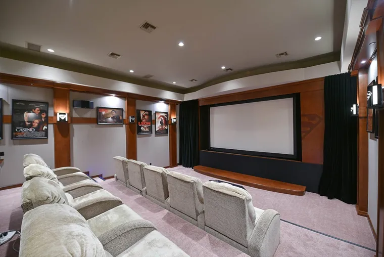 [FOTO] ZAVIRITE U MEGALUKSUZNU KUĆU NBA LEGENDE I PROBAJTE SE NE IZGUBITI: Nevjerojatno imanje procijenjeno na 125 milijuna kuna