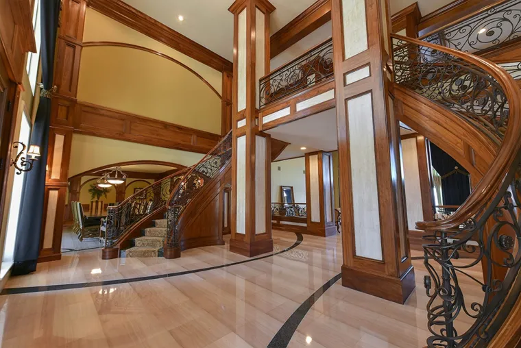 [FOTO] ZAVIRITE U MEGALUKSUZNU KUĆU NBA LEGENDE I PROBAJTE SE NE IZGUBITI: Nevjerojatno imanje procijenjeno na 125 milijuna kuna