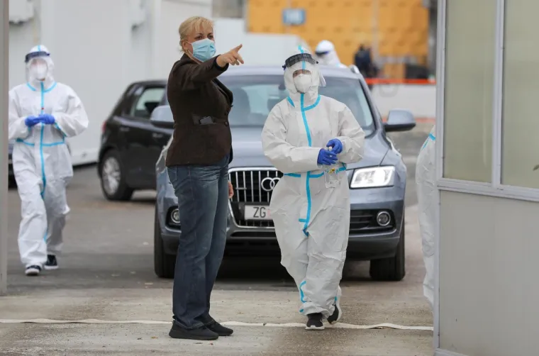 Ogromne prometne gužve u Novom Zagrebu zbog testiranja na koronavirus na Velesajmu