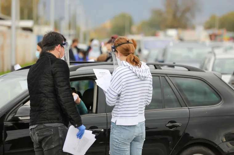Ogromne prometne gužve u Novom Zagrebu zbog testiranja na koronavirus na Velesajmu