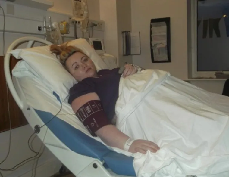 Ova je mama nagomilala opasan višak kilograma nakon što su joj komplikacije uslijed porođaja donijele PTSP i dovele je u životnu ugrozu.