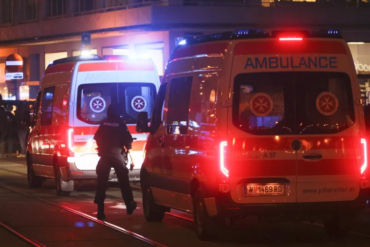 Noć užasa u Beču: Cijeli grad pod policijskom opsadom, neki od napadača još su u bijegu