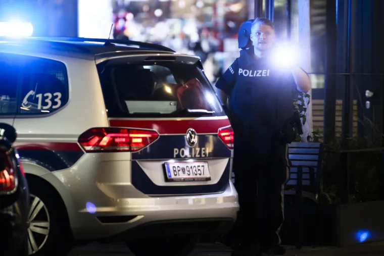 Noć užasa u Beču: Cijeli grad pod policijskom opsadom, neki od napadača još su u bijegu