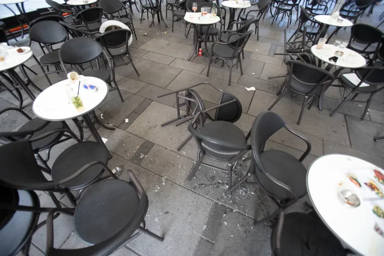 Na tom je tragu i domaći vojni analitičar Igor Tabak koji tvrdi da je stvarna meta napada bio tzv. "bermudski trokut" u kojem se nalazi mnoštvo kafića i restorana. Foto: Profimedia