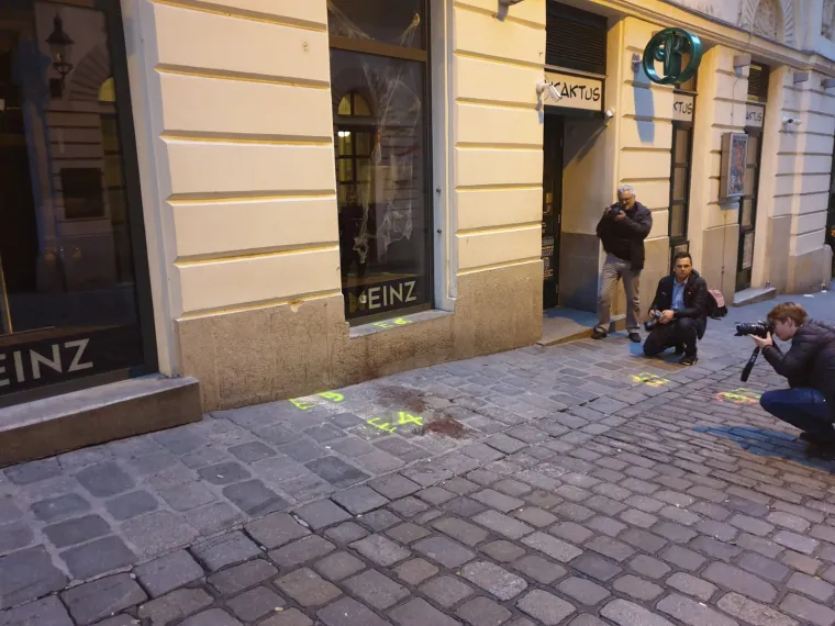 Položeni vijenci na mjestu stra&scaron;nog događaja u Beču