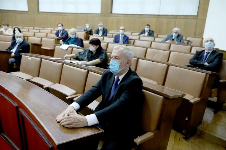 Parlament pod posebnim režimom: Aktualnim prijepodnevom i uz posebne epidemiolo&scaron;ke mjere započeo novu sjednicu